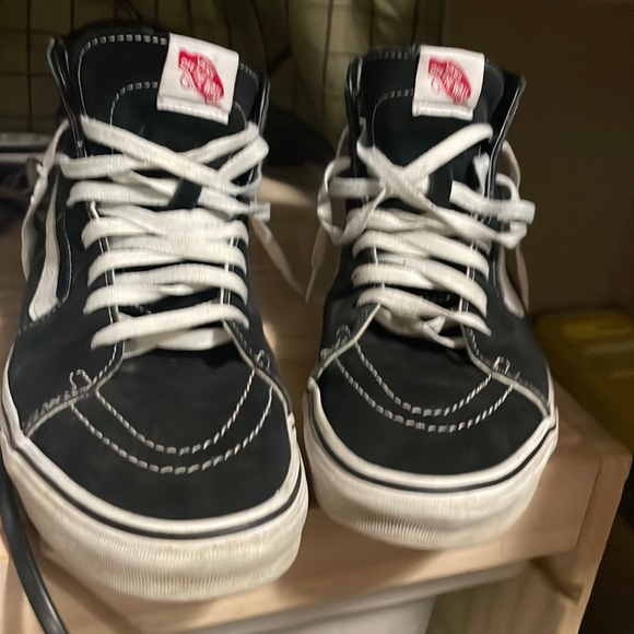 Black Vans Hightops - Picture 1 of 1